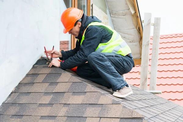 Best Roofing Contractor in Largo for Shingle and Metal Roofs